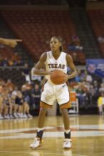 The lady longhorns defeated the Oral Roberts University's (ORU) Golden Eagles 79-40 Saturday night.

Filename: SRM_20061125_1335360.jpg
Aperture: f/2.8
Shutter Speed: 1/400
Body: Canon EOS-1D Mark II
Lens: Canon EF 80-200mm f/2.8 L