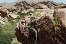 Bouldering in Hueco Tanks on 06/15/2019 with Blue Lizard Climbing and Yoga

Filename: SRM_20190615_1407370.jpg
Aperture: f/4.0
Shutter Speed: 1/1250
Body: Canon EOS-1D Mark II
Lens: Canon EF 50mm f/1.8 II