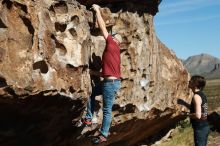 Bouldering in Hueco Tanks on 11/09/2019 with Blue Lizard Climbing and Yoga

Filename: SRM_20191109_1102290.jpg
Aperture: f/4.0
Shutter Speed: 1/2000
Body: Canon EOS-1D Mark II
Lens: Canon EF 50mm f/1.8 II