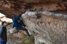 Bouldering in Hueco Tanks on 11/24/2019 with Blue Lizard Climbing and Yoga

Filename: SRM_20191124_1012220.jpg
Aperture: f/5.6
Shutter Speed: 1/250
Body: Canon EOS-1D Mark II
Lens: Canon EF 50mm f/1.8 II