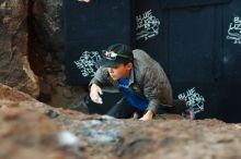 Bouldering in Hueco Tanks on 11/24/2019 with Blue Lizard Climbing and Yoga

Filename: SRM_20191124_1731320.jpg
Aperture: f/2.8
Shutter Speed: 1/250
Body: Canon EOS-1D Mark II
Lens: Canon EF 50mm f/1.8 II