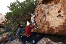 Bouldering in Hueco Tanks on 11/29/2019 with Blue Lizard Climbing and Yoga

Filename: SRM_20191129_1630340.jpg
Aperture: f/7.1
Shutter Speed: 1/250
Body: Canon EOS-1D Mark II
Lens: Canon EF 16-35mm f/2.8 L