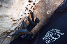 Bouldering in Hueco Tanks on 11/30/2019 with Blue Lizard Climbing and Yoga

Filename: SRM_20191130_1030590.jpg
Aperture: f/2.8
Shutter Speed: 1/250
Body: Canon EOS-1D Mark II
Lens: Canon EF 16-35mm f/2.8 L