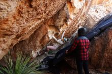 Bouldering in Hueco Tanks on 11/30/2019 with Blue Lizard Climbing and Yoga

Filename: SRM_20191130_1239330.jpg
Aperture: f/4.0
Shutter Speed: 1/250
Body: Canon EOS-1D Mark II
Lens: Canon EF 16-35mm f/2.8 L