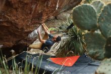 Bouldering in Hueco Tanks on 12/11/2019 with Blue Lizard Climbing and Yoga

Filename: SRM_20191211_1623460.jpg
Aperture: f/4.5
Shutter Speed: 1/250
Body: Canon EOS-1D Mark II
Lens: Canon EF 50mm f/1.8 II