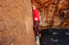 Bouldering in Hueco Tanks on 12/19/2019 with Blue Lizard Climbing and Yoga

Filename: SRM_20191219_1158110.jpg
Aperture: f/4.5
Shutter Speed: 1/250
Body: Canon EOS-1D Mark II
Lens: Canon EF 16-35mm f/2.8 L