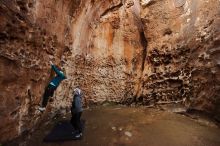 Bouldering in Hueco Tanks on 12/19/2019 with Blue Lizard Climbing and Yoga

Filename: SRM_20191219_1635370.jpg
Aperture: f/4.0
Shutter Speed: 1/100
Body: Canon EOS-1D Mark II
Lens: Canon EF 16-35mm f/2.8 L