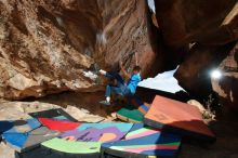 Bouldering in Hueco Tanks on 12/23/2019 with Blue Lizard Climbing and Yoga

Filename: SRM_20191223_1136330.jpg
Aperture: f/8.0
Shutter Speed: 1/250
Body: Canon EOS-1D Mark II
Lens: Canon EF 16-35mm f/2.8 L