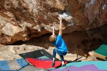 Bouldering in Hueco Tanks on 12/23/2019 with Blue Lizard Climbing and Yoga

Filename: SRM_20191223_1138440.jpg
Aperture: f/8.0
Shutter Speed: 1/250
Body: Canon EOS-1D Mark II
Lens: Canon EF 16-35mm f/2.8 L
