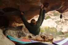 Bouldering in Hueco Tanks on 12/24/2019 with Blue Lizard Climbing and Yoga

Filename: SRM_20191224_1627380.jpg
Aperture: f/2.8
Shutter Speed: 1/250
Body: Canon EOS-1D Mark II
Lens: Canon EF 50mm f/1.8 II