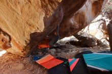 Bouldering in Hueco Tanks on 12/29/2019 with Blue Lizard Climbing and Yoga

Filename: SRM_20191229_1422200.jpg
Aperture: f/4.0
Shutter Speed: 1/250
Body: Canon EOS-1D Mark II
Lens: Canon EF 16-35mm f/2.8 L