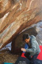 Bouldering in Hueco Tanks on 12/30/2019 with Blue Lizard Climbing and Yoga

Filename: SRM_20191230_1306170.jpg
Aperture: f/2.8
Shutter Speed: 1/250
Body: Canon EOS-1D Mark II
Lens: Canon EF 50mm f/1.8 II