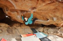 Bouldering in Hueco Tanks on 01/02/2020 with Blue Lizard Climbing and Yoga

Filename: SRM_20200102_1222060.jpg
Aperture: f/3.5
Shutter Speed: 1/250
Body: Canon EOS-1D Mark II
Lens: Canon EF 16-35mm f/2.8 L