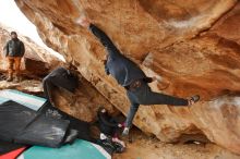 Bouldering in Hueco Tanks on 01/02/2020 with Blue Lizard Climbing and Yoga

Filename: SRM_20200102_1344040.jpg
Aperture: f/2.8
Shutter Speed: 1/250
Body: Canon EOS-1D Mark II
Lens: Canon EF 16-35mm f/2.8 L