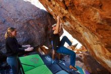 Bouldering in Hueco Tanks on 01/05/2020 with Blue Lizard Climbing and Yoga

Filename: SRM_20200105_1453000.jpg
Aperture: f/4.5
Shutter Speed: 1/250
Body: Canon EOS-1D Mark II
Lens: Canon EF 16-35mm f/2.8 L