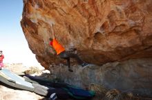 Bouldering in Hueco Tanks on 01/08/2020 with Blue Lizard Climbing and Yoga

Filename: SRM_20200108_1304050.jpg
Aperture: f/7.1
Shutter Speed: 1/500
Body: Canon EOS-1D Mark II
Lens: Canon EF 16-35mm f/2.8 L