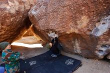 Bouldering in Hueco Tanks on 01/12/2020 with Blue Lizard Climbing and Yoga

Filename: SRM_20200112_1130330.jpg
Aperture: f/4.5
Shutter Speed: 1/250
Body: Canon EOS-1D Mark II
Lens: Canon EF 16-35mm f/2.8 L