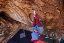 Bouldering in Hueco Tanks on 01/12/2020 with Blue Lizard Climbing and Yoga

Filename: SRM_20200112_1209080.jpg
Aperture: f/4.0
Shutter Speed: 1/250
Body: Canon EOS-1D Mark II
Lens: Canon EF 16-35mm f/2.8 L