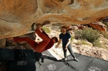 Bouldering in Hueco Tanks on 01/12/2020 with Blue Lizard Climbing and Yoga

Filename: SRM_20200112_1328190.jpg
Aperture: f/8.0
Shutter Speed: 1/250
Body: Canon EOS-1D Mark II
Lens: Canon EF 16-35mm f/2.8 L