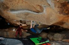 Bouldering in Hueco Tanks on 01/12/2020 with Blue Lizard Climbing and Yoga

Filename: SRM_20200112_1423490.jpg
Aperture: f/8.0
Shutter Speed: 1/250
Body: Canon EOS-1D Mark II
Lens: Canon EF 16-35mm f/2.8 L