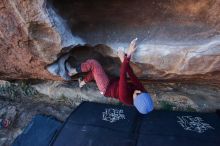 Bouldering in Hueco Tanks on 01/12/2020 with Blue Lizard Climbing and Yoga

Filename: SRM_20200112_1707050.jpg
Aperture: f/4.5
Shutter Speed: 1/250
Body: Canon EOS-1D Mark II
Lens: Canon EF 16-35mm f/2.8 L