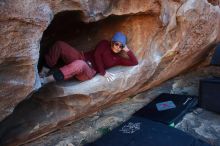 Bouldering in Hueco Tanks on 01/12/2020 with Blue Lizard Climbing and Yoga

Filename: SRM_20200112_1709050.jpg
Aperture: f/4.0
Shutter Speed: 1/250
Body: Canon EOS-1D Mark II
Lens: Canon EF 16-35mm f/2.8 L