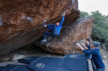 Bouldering in Hueco Tanks on 01/16/2020 with Blue Lizard Climbing and Yoga

Filename: SRM_20200116_1355400.jpg
Aperture: f/7.1
Shutter Speed: 1/320
Body: Canon EOS-1D Mark II
Lens: Canon EF 16-35mm f/2.8 L