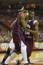 The longhorns defeated the Texas Southern University (TSU) Tigers 90-50 Tuesday night.

Filename: SRM_20061128_2044502.jpg
Aperture: f/2.8
Shutter Speed: 1/640
Body: Canon EOS-1D Mark II
Lens: Canon EF 80-200mm f/2.8 L