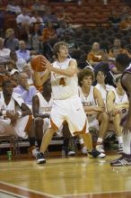 The longhorns defeated the Texas Southern University (TSU) Tigers 90-50 Tuesday night.

Filename: SRM_20061128_2045502.jpg
Aperture: f/2.8
Shutter Speed: 1/640
Body: Canon EOS-1D Mark II
Lens: Canon EF 80-200mm f/2.8 L