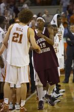 Matt Hill, #21.  The longhorns defeated the Texas Southern University (TSU) Tigers 90-50 Tuesday night.

Filename: SRM_20061128_2049503.jpg
Aperture: f/2.8
Shutter Speed: 1/640
Body: Canon EOS-1D Mark II
Lens: Canon EF 80-200mm f/2.8 L