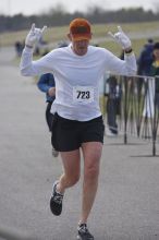 Paul Seals, 1:30:46, running the Decker Challenge 20K 2006 road race.

Filename: SRM_20061203_0934320.jpg
Aperture: f/4.0
Shutter Speed: 1/500
Body: Canon EOS-1D Mark II
Lens: Canon EF 80-200mm f/2.8 L