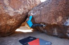 Bouldering in Hueco Tanks on 01/29/2020 with Blue Lizard Climbing and Yoga

Filename: SRM_20200129_1114020.jpg
Aperture: f/4.5
Shutter Speed: 1/400
Body: Canon EOS-1D Mark II
Lens: Canon EF 16-35mm f/2.8 L