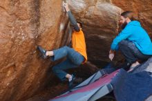 Bouldering in Hueco Tanks on 01/29/2020 with Blue Lizard Climbing and Yoga

Filename: SRM_20200129_1250080.jpg
Aperture: f/4.0
Shutter Speed: 1/250
Body: Canon EOS-1D Mark II
Lens: Canon EF 50mm f/1.8 II