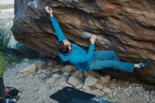 Bouldering in Hueco Tanks on 01/29/2020 with Blue Lizard Climbing and Yoga

Filename: SRM_20200129_1814110.jpg
Aperture: f/2.8
Shutter Speed: 1/250
Body: Canon EOS-1D Mark II
Lens: Canon EF 50mm f/1.8 II