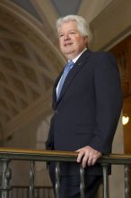 Portrait of UT Vice President and Chief Financial Officer Kevin Hegarty.

Filename: SRM_20061211_0911163.jpg
Aperture: f/3.5
Shutter Speed: 1/200
Body: Canon EOS-1D Mark II
Lens: Canon EF 50mm f/1.8 II