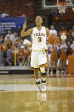 Guard Carla Cortijo, #3.  The lady longhorns defeated the Oral Roberts University's (ORU) Golden Eagles 79-40 Saturday night.

Filename: SRM_20061125_1311007.jpg
Aperture: f/2.8
Shutter Speed: 1/400
Body: Canon EOS-1D Mark II
Lens: Canon EF 80-200mm f/2.8 L