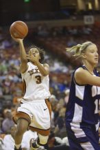 Guard Carla Cortijo, #3.  The lady longhorns defeated the Oral Roberts University's (ORU) Golden Eagles 79-40 Saturday night.

Filename: SRM_20061125_1312227.jpg
Aperture: f/2.8
Shutter Speed: 1/400
Body: Canon EOS-1D Mark II
Lens: Canon EF 80-200mm f/2.8 L