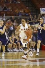 Guard Carla Cortijo, #3.  The lady longhorns defeated the Oral Roberts University's (ORU) Golden Eagles 79-40 Saturday night.

Filename: SRM_20061125_1319201.jpg
Aperture: f/2.8
Shutter Speed: 1/400
Body: Canon EOS-1D Mark II
Lens: Canon EF 80-200mm f/2.8 L