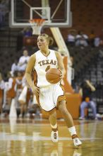 Guard Erika Arriaran, #4.  The lady longhorns defeated the Oral Roberts University's (ORU) Golden Eagles 79-40 Saturday night.

Filename: SRM_20061125_1322527.jpg
Aperture: f/2.8
Shutter Speed: 1/400
Body: Canon EOS-1D Mark II
Lens: Canon EF 80-200mm f/2.8 L