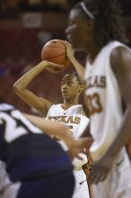 Forward Ashley Lindsey, #35.  The lady longhorns defeated the Oral Roberts University's (ORU) Golden Eagles 79-40 Saturday night.

Filename: SRM_20061125_1325383.jpg
Aperture: f/2.8
Shutter Speed: 1/400
Body: Canon EOS-1D Mark II
Lens: Canon EF 80-200mm f/2.8 L