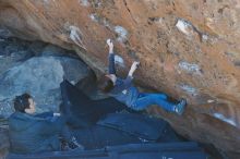 Bouldering in Hueco Tanks on 01/06/2020 with Blue Lizard Climbing and Yoga

Filename: SRM_20200106_1444300.jpg
Aperture: f/4.0
Shutter Speed: 1/320
Body: Canon EOS-1D Mark II
Lens: Canon EF 50mm f/1.8 II