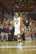 Guard Carla Cortijo, #3.  The lady longhorns defeated the Oral Roberts University's (ORU) Golden Eagles 79-40 Saturday night.

Filename: SRM_20061125_1334362.jpg
Aperture: f/2.8
Shutter Speed: 1/400
Body: Canon EOS-1D Mark II
Lens: Canon EF 80-200mm f/2.8 L