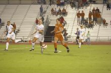 Caitlin Kennedy, #7.  The lady longhorns beat Texas A&M 1-0 in soccer Friday night.

Filename: SRM_20061027_1909185.jpg
Aperture: f/2.8
Shutter Speed: 1/500
Body: Canon EOS 20D
Lens: Canon EF 80-200mm f/2.8 L