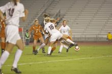 Kelsey Carpenter, #13.  The lady longhorns beat Texas A&M 1-0 in soccer Friday night.

Filename: SRM_20061027_1909469.jpg
Aperture: f/2.8
Shutter Speed: 1/500
Body: Canon EOS 20D
Lens: Canon EF 80-200mm f/2.8 L