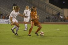 Priscilla Fite, #12.  The lady longhorns beat Texas A&M 1-0 in soccer Friday night.

Filename: SRM_20061027_1911448.jpg
Aperture: f/4.0
Shutter Speed: 1/500
Body: Canon EOS 20D
Lens: Canon EF 80-200mm f/2.8 L