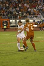 Greta Carter, #6.  The lady longhorns beat Texas A&M 1-0 in soccer Friday night.

Filename: SRM_20061027_1944242.jpg
Aperture: f/4.0
Shutter Speed: 1/640
Body: Canon EOS 20D
Lens: Canon EF 80-200mm f/2.8 L