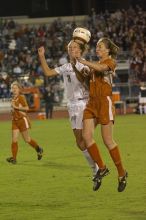 Emily Anderson, #21.  The lady longhorns beat Texas A&M 1-0 in soccer Friday night.

Filename: SRM_20061027_1945400.jpg
Aperture: f/4.0
Shutter Speed: 1/640
Body: Canon EOS 20D
Lens: Canon EF 80-200mm f/2.8 L