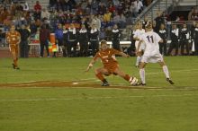 Carrie Schmit, #3.  The lady longhorns beat Texas A&M 1-0 in soccer Friday night.

Filename: SRM_20061027_2033140.jpg
Aperture: f/4.0
Shutter Speed: 1/800
Body: Canon EOS 20D
Lens: Canon EF 80-200mm f/2.8 L