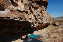 Bouldering in Hueco Tanks on 03/06/2020 with Blue Lizard Climbing and Yoga

Filename: SRM_20200306_1119050.jpg
Aperture: f/8.0
Shutter Speed: 1/400
Body: Canon EOS-1D Mark II
Lens: Canon EF 16-35mm f/2.8 L