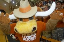 The Longhorns defeated the Huskers 3-0 on Wednesday night, October 24, 2007 at Gregory Gym.

Filename: SRM_20071024_1850225.jpg
Aperture: f/5.6
Shutter Speed: 1/100
Body: Canon EOS 20D
Lens: Canon EF-S 18-55mm f/3.5-5.6